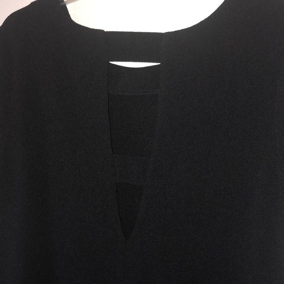 2/$20 Bobeau Black Short Sleeve Dress - Picture 5 of 8